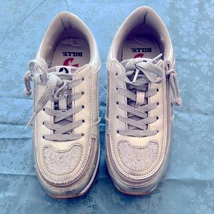 Billy Footwear Silver Sneaker size 3 kids  accommodates Disabled / AFO